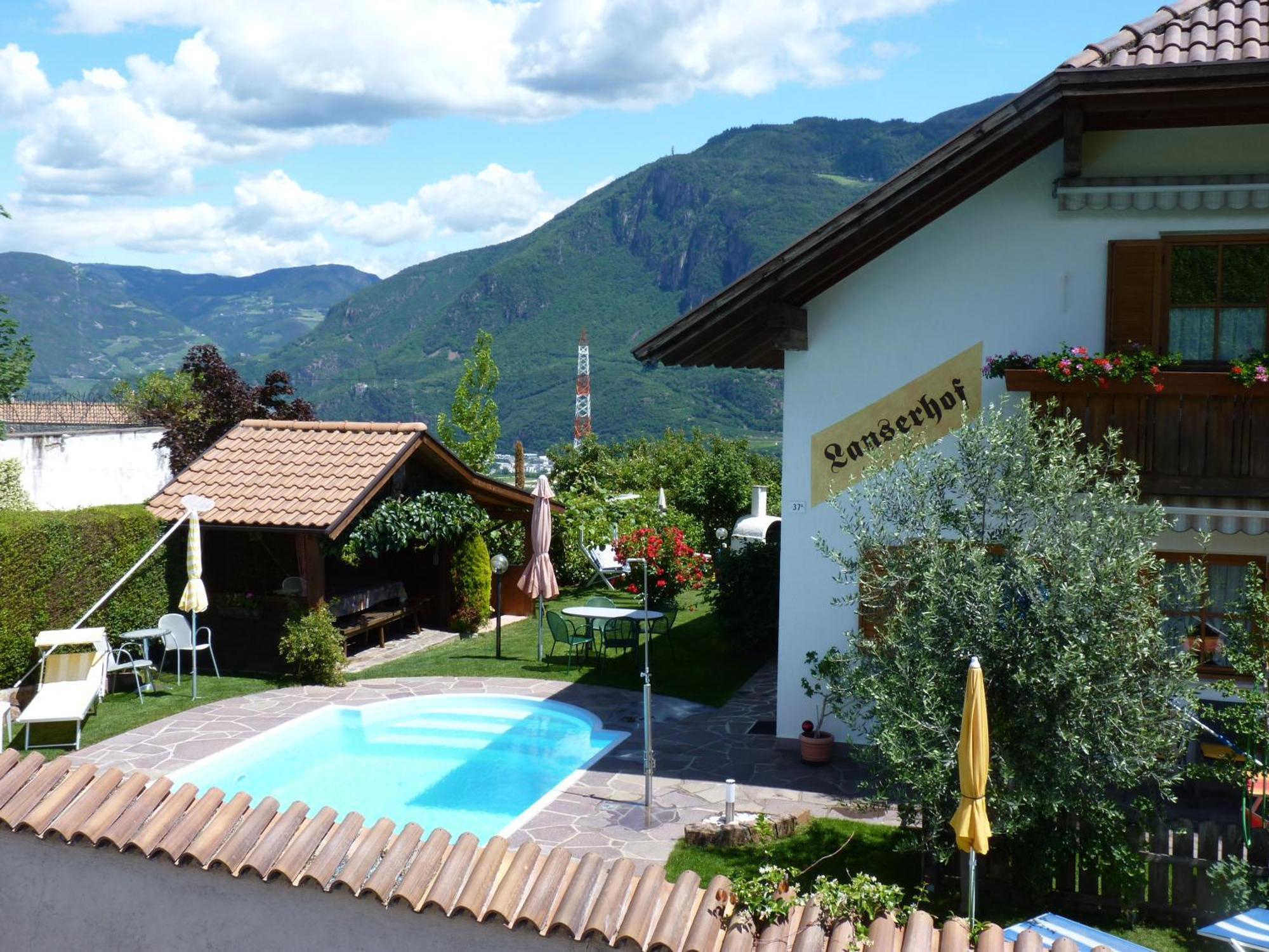 Ferienwohnungen Lanserhof Appiano Sulla Strada Del Vino Exterior photo